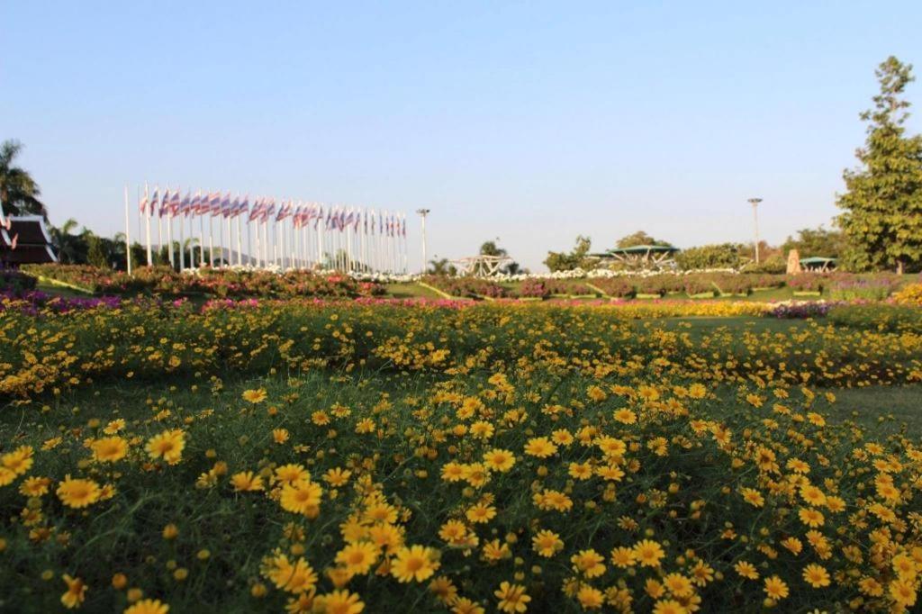Rajapruek Place Chiang Mai Exterior photo