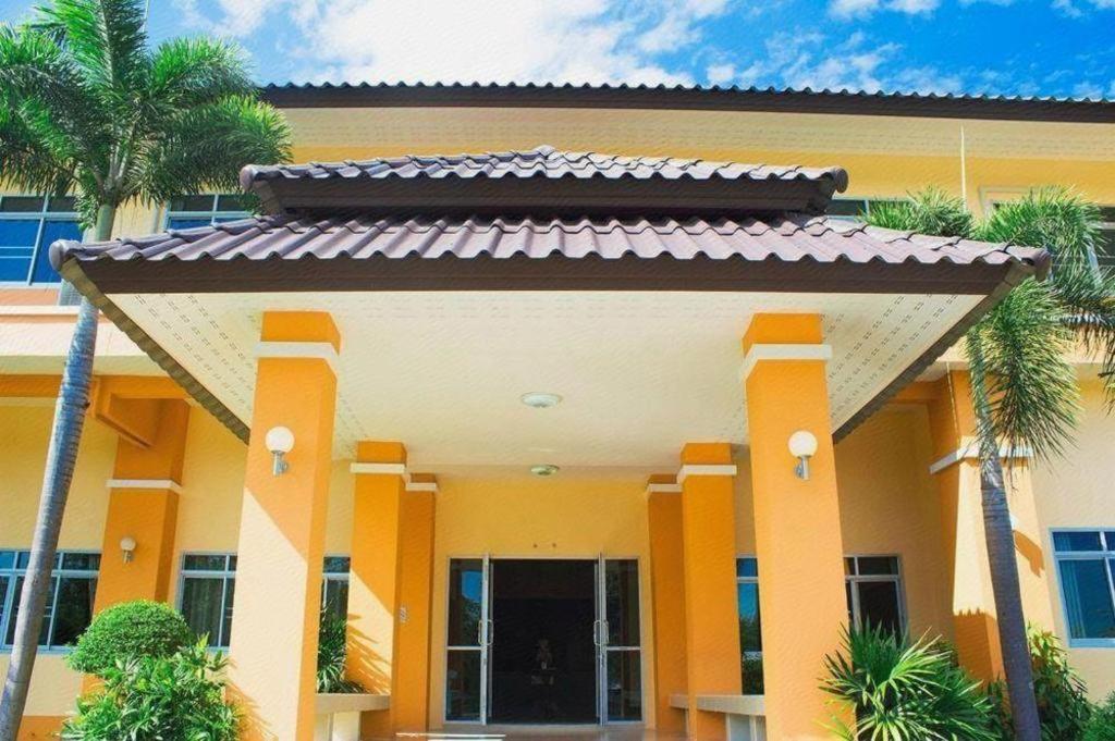 Rajapruek Place Chiang Mai Exterior photo
