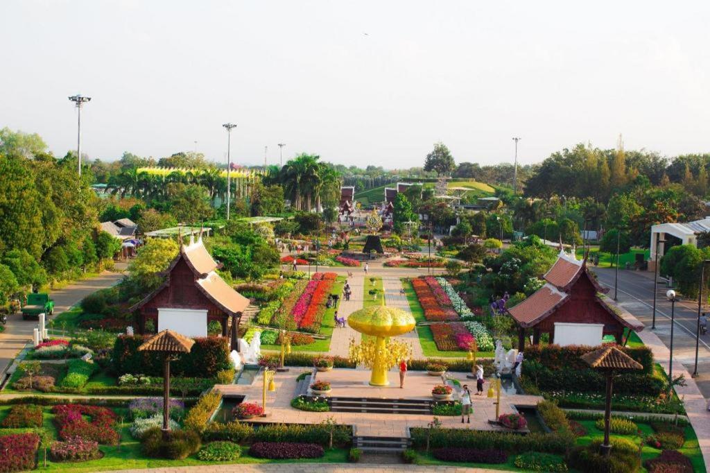 Rajapruek Place Chiang Mai Exterior photo